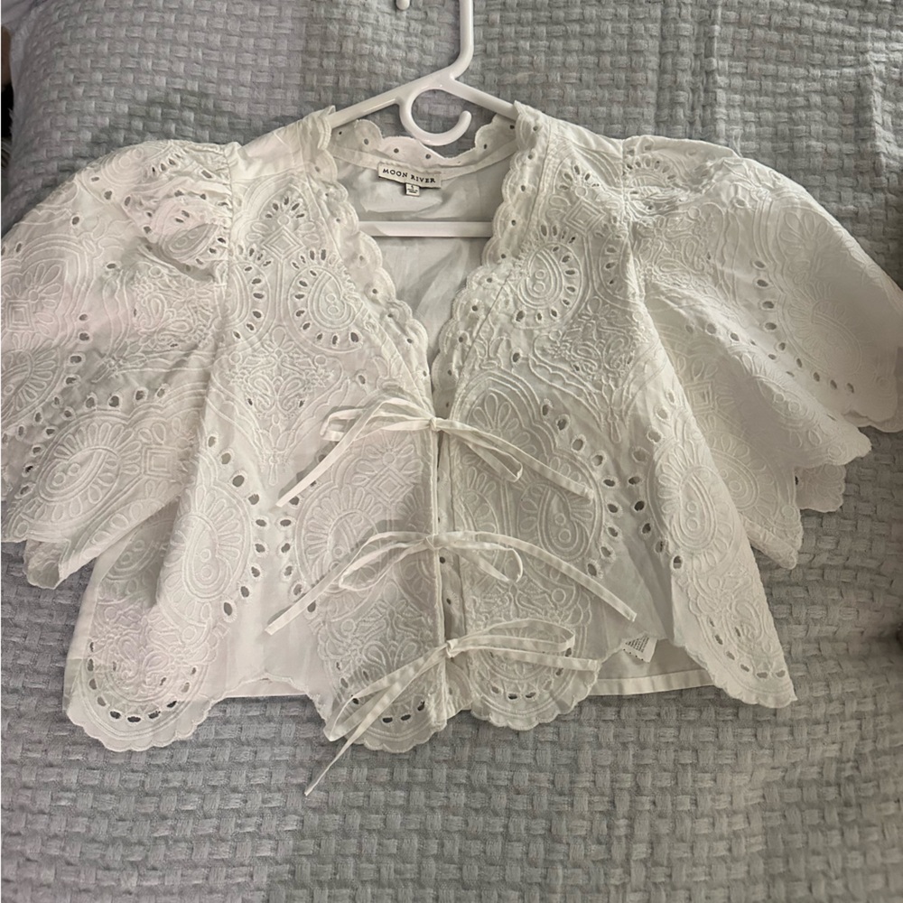 White eyelet moon river top